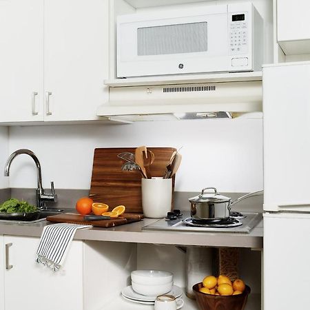 Intown Suites Extended Stay Houston Tx - Hobby Airport ภายนอก รูปภาพ