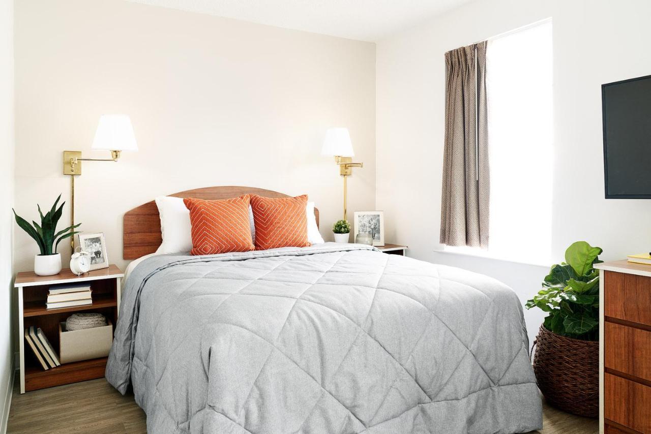 Intown Suites Extended Stay Houston Tx - Hobby Airport ภายนอก รูปภาพ